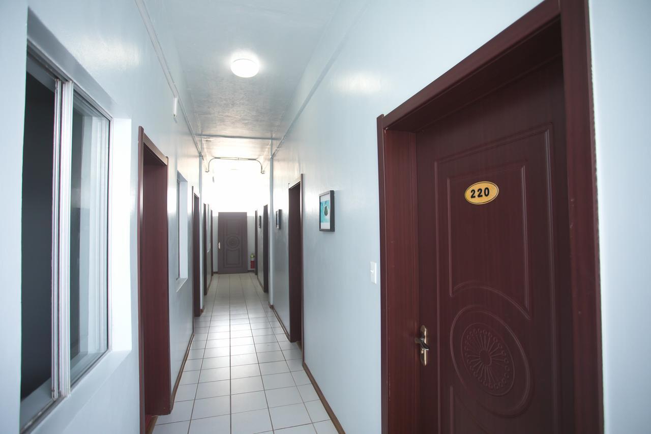 Pacific Islander Inn Garapan Buitenkant foto