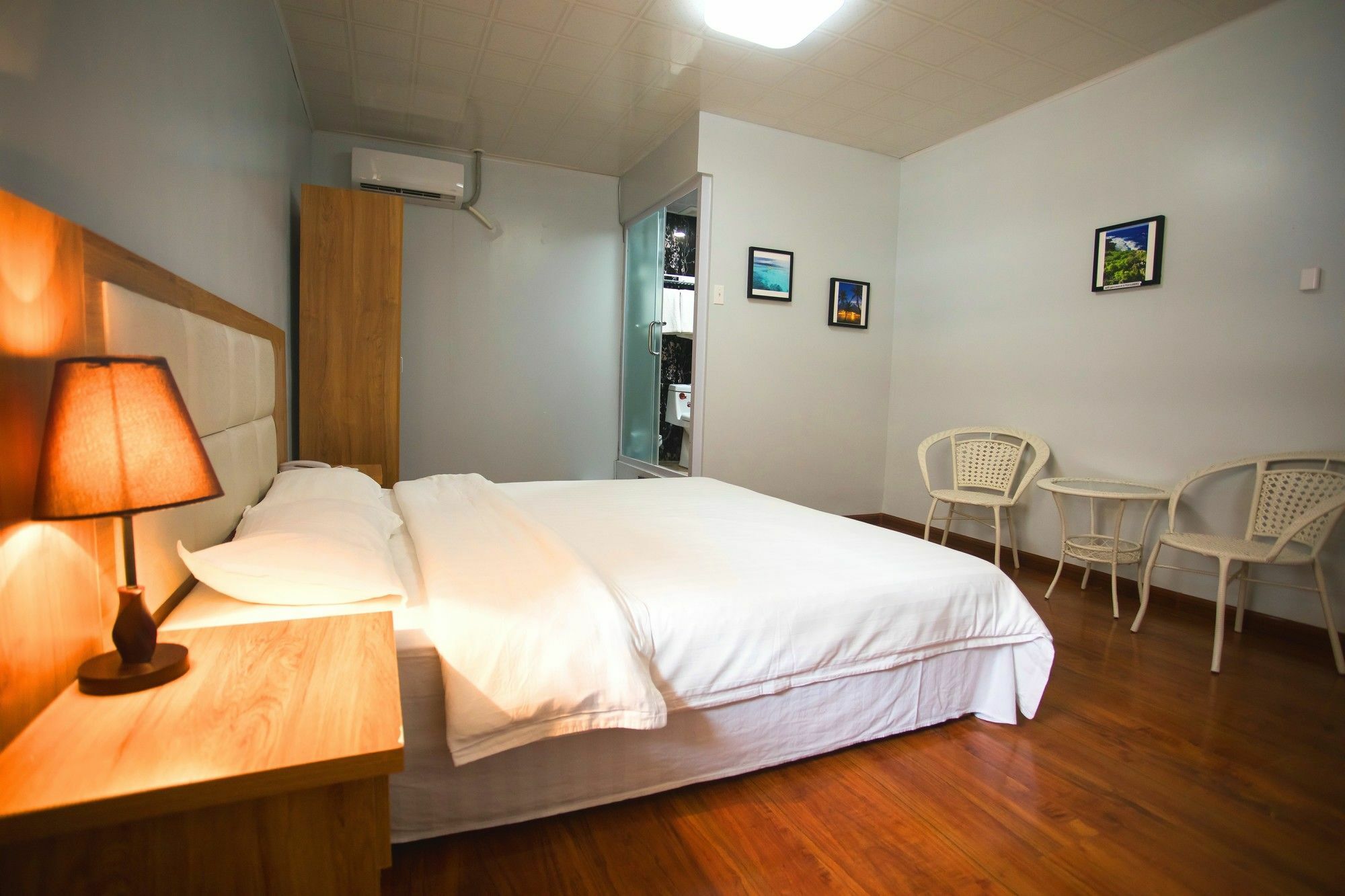 Pacific Islander Inn Garapan Buitenkant foto